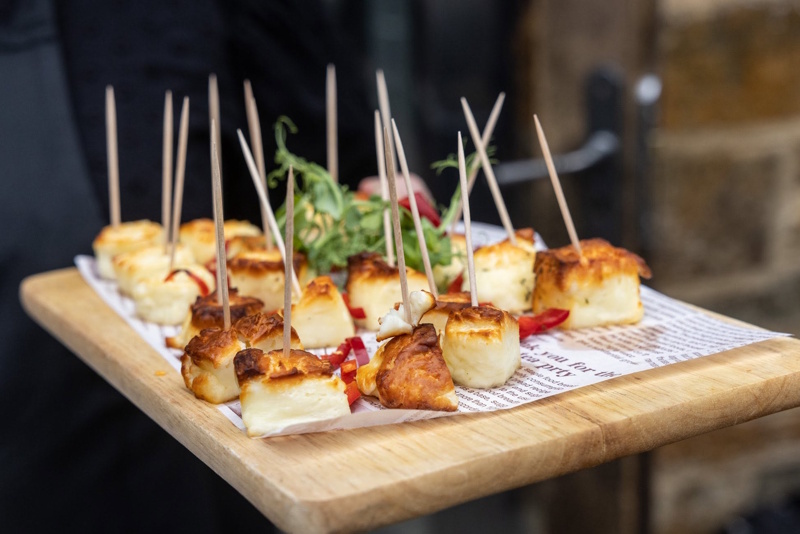 Private_function_cheese800x534